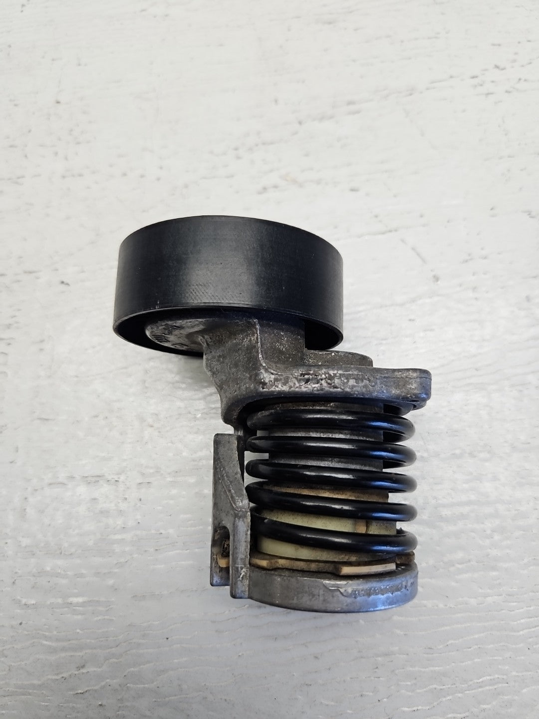 2012-2015 VW PASSAT 2.0 TDI Alternator Belt Tensioner Diesel OEM 038903315