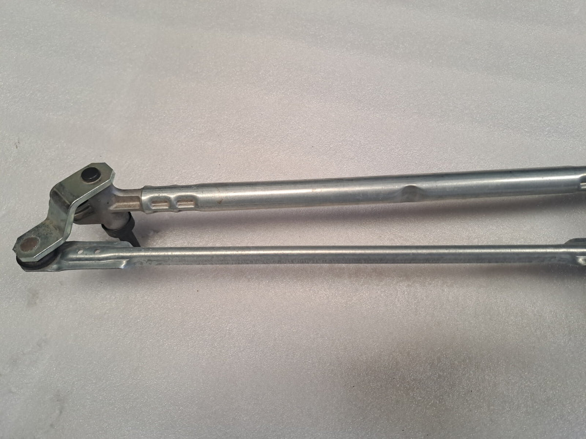 Tesla Front Windshield Wiper Linkage Motor & Linkage 1615511-00-A 97199530