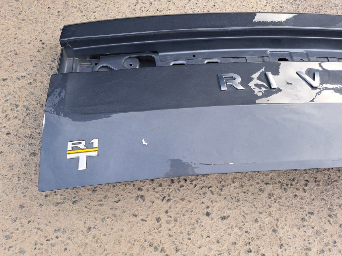 2021-2024 RIVIAN R1T REAR BACK DOOR TAILGATE TRUNK LID SHELL OEM Gray