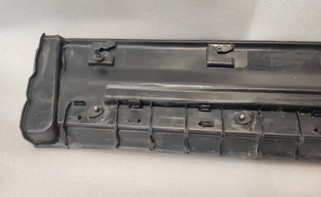 2022 - 2024 Rivian R1T Front Lower Left Drivers Door Molding Cladding Bracket