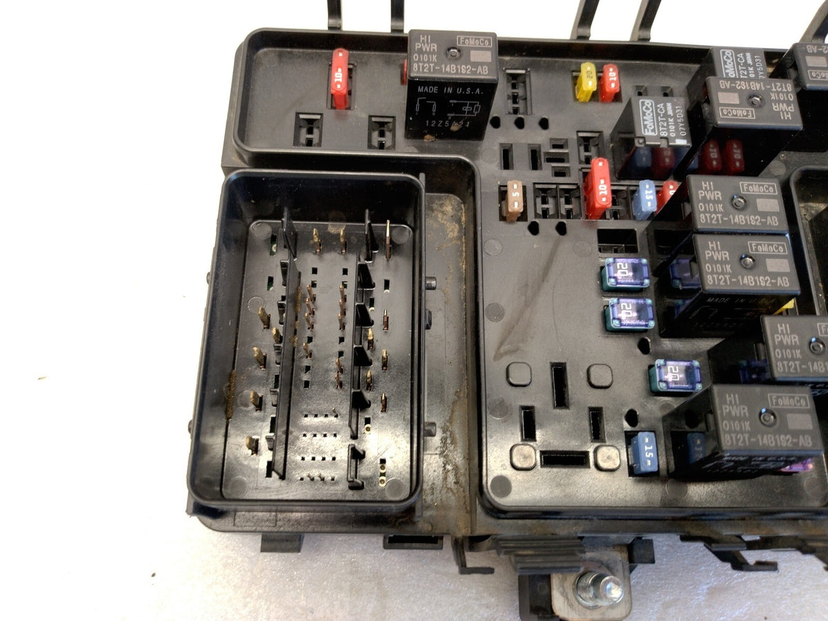 2015-2017 Ford Fusion FG9T14A067BD Engine Fuse Box Relay Control Unit OEM