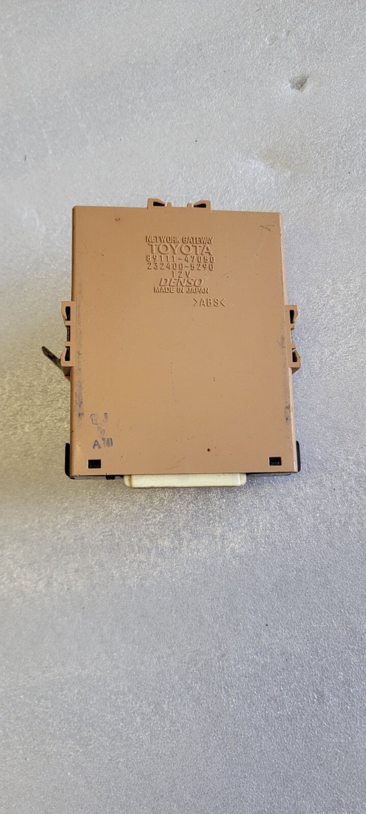 2004-2009 Toyota Prius Multiplex Module OEM 89111-47050