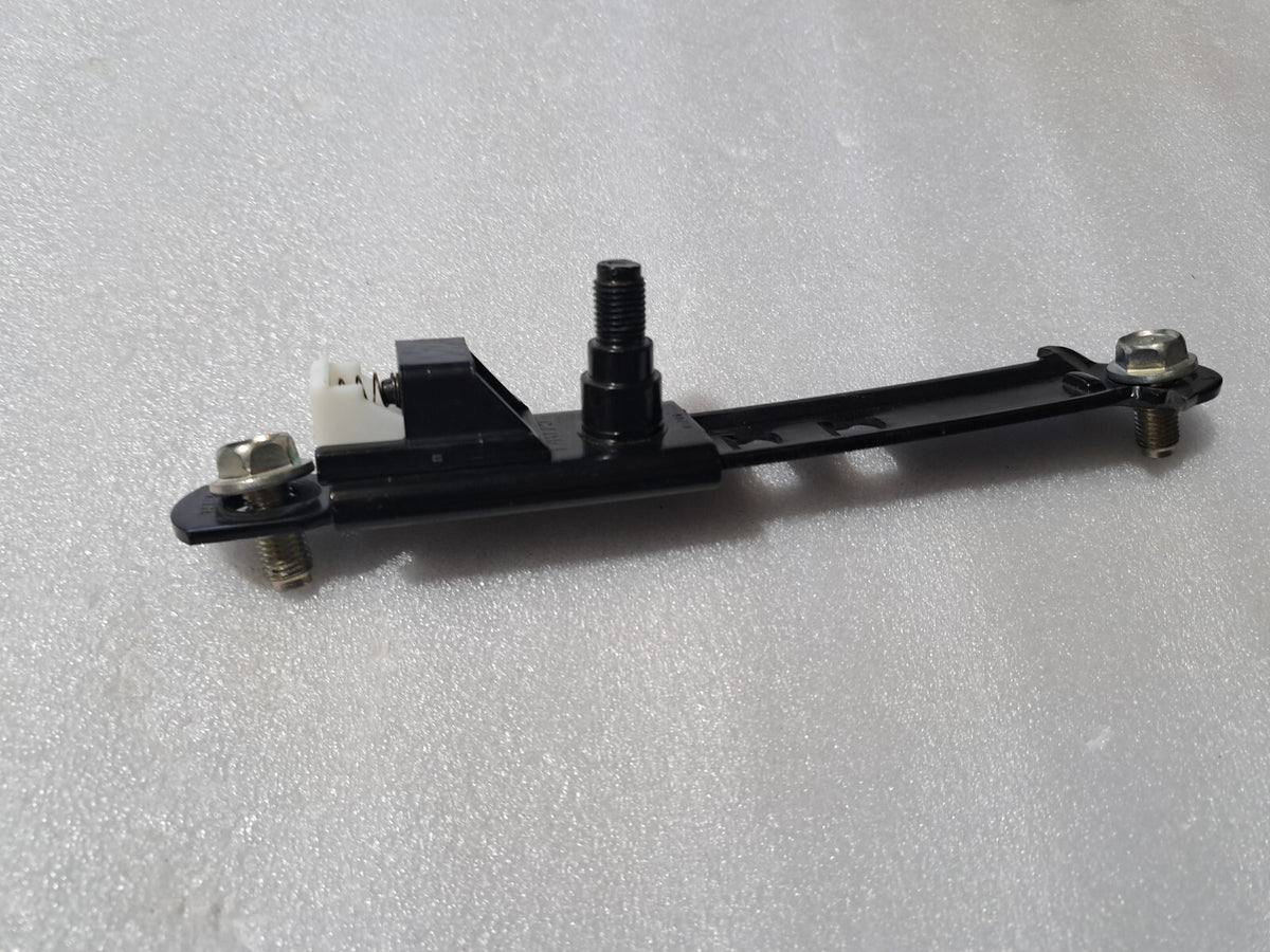2013-2017 INFINITI JX35 QX60 FRONT LEFT & RIGHT SEAT BELT HEIGHT ADJUSTER OEM -'