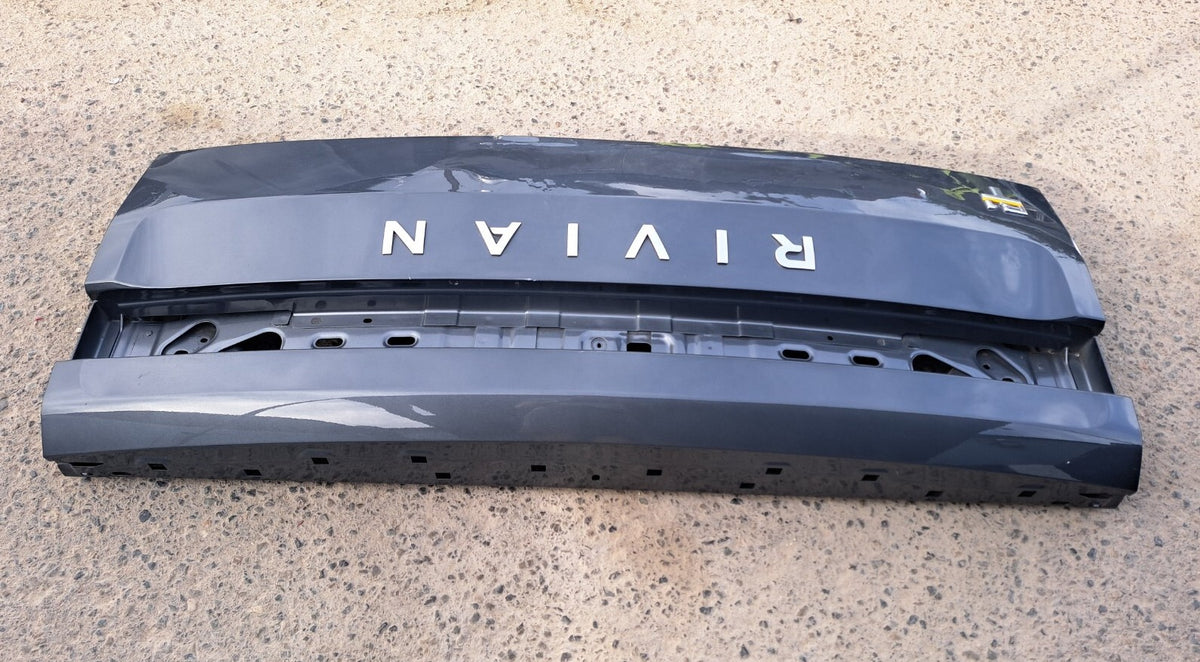 2021-2024 RIVIAN R1T REAR BACK DOOR TAILGATE TRUNK LID SHELL OEM Gray
