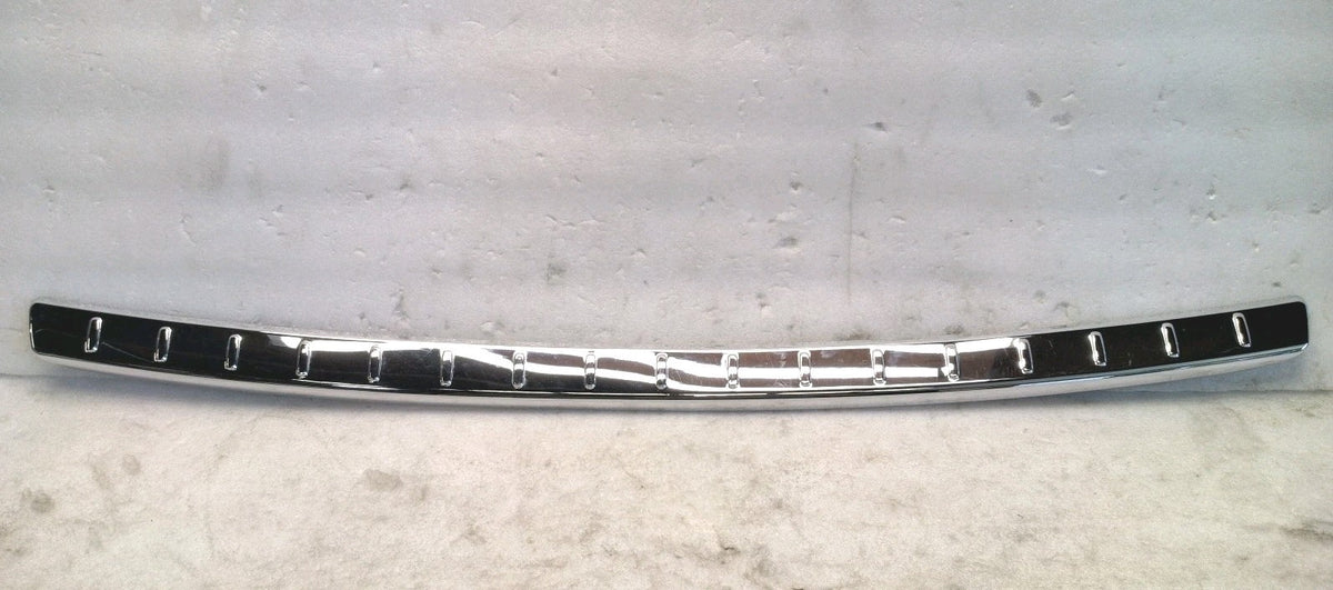 19-21 MERCEDES, GLE450, AMG REAR BUMPER SCUFF STEP W167 A1676930000 OEM