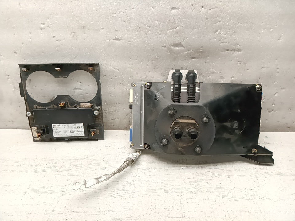 17-23 Model 3 Media Controller Computer Control Module Unit MCU 1566786-80-C OEM