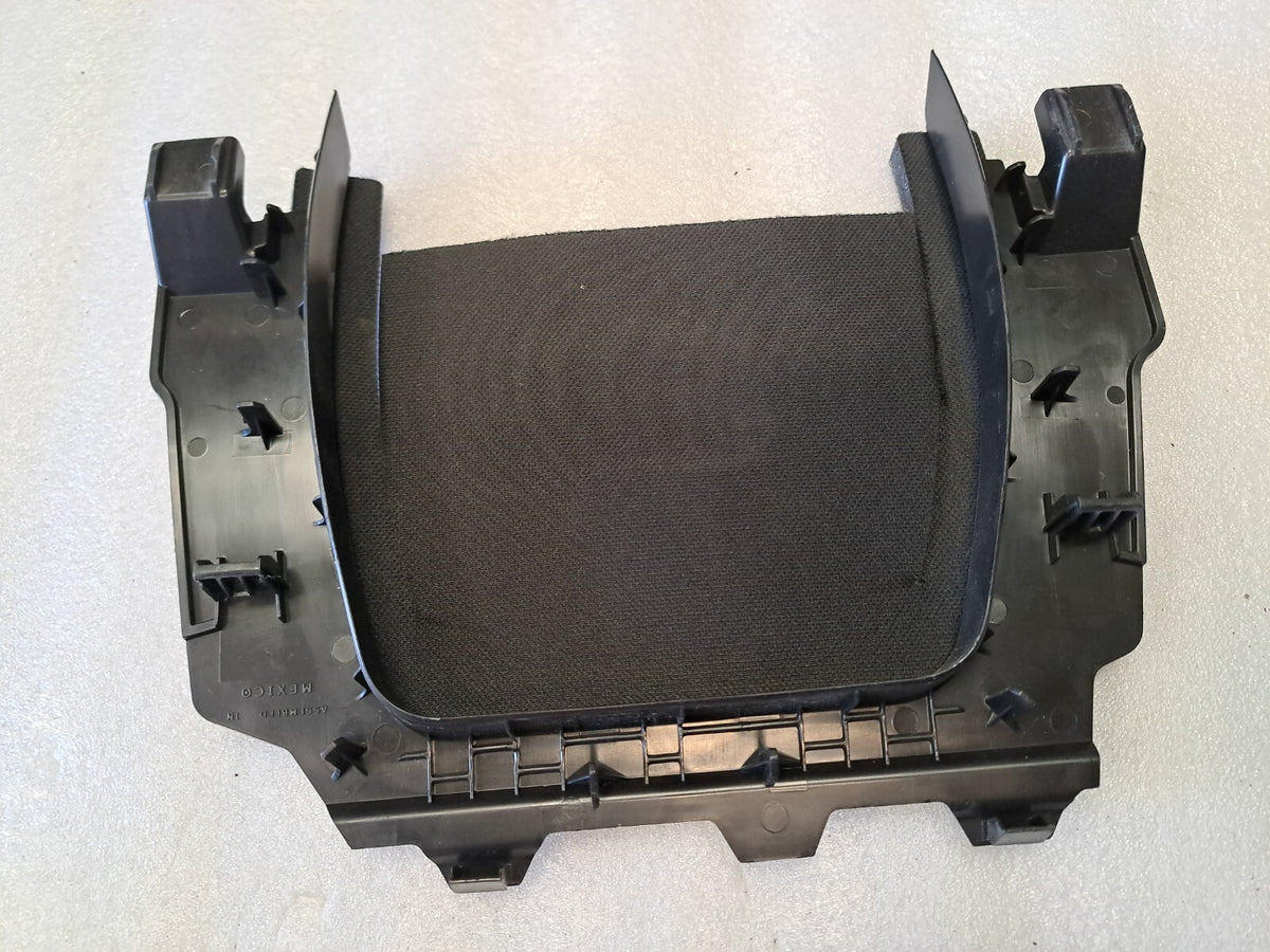 Tesla Model 3 | Y Steering Lower Gap Hinder CLMN IP 1083384-00-D OEM!! NEW!! ,'