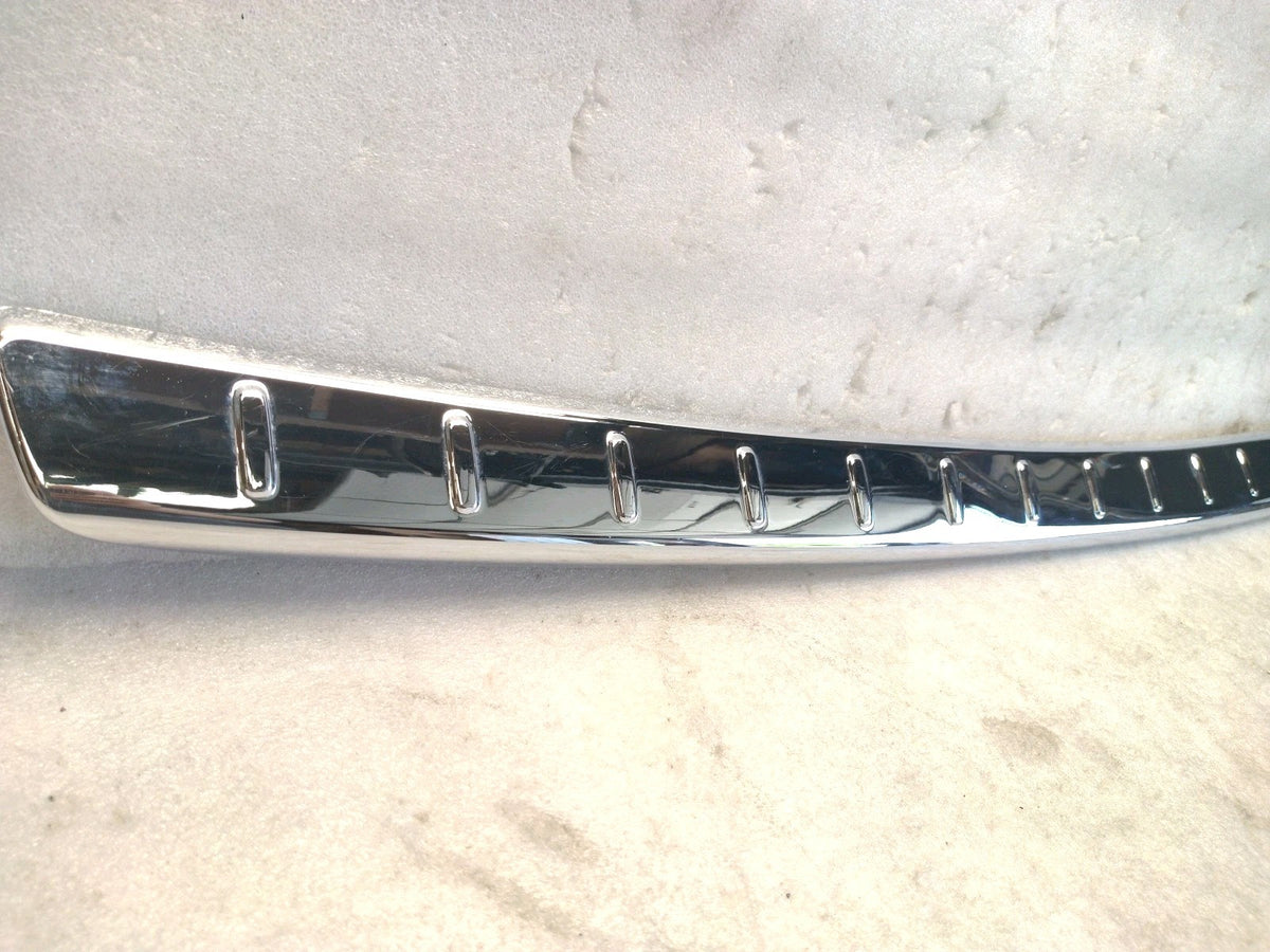 19-21 MERCEDES, GLE450, AMG REAR BUMPER SCUFF STEP W167 A1676930000 OEM
