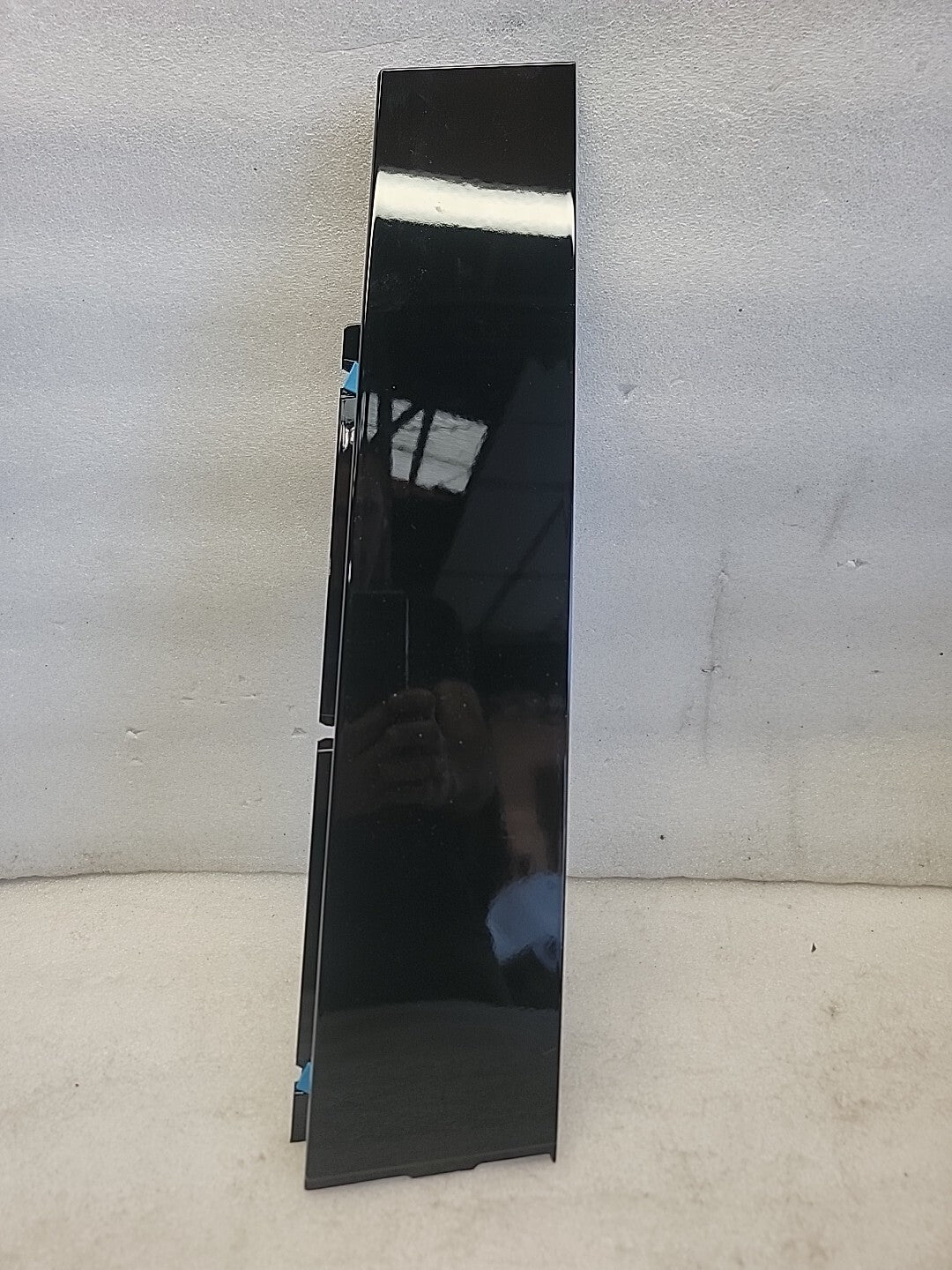2022-24 Rivian R1T/R1S Front LH Door B Pillar Molding Applique PT00012115-J OEM