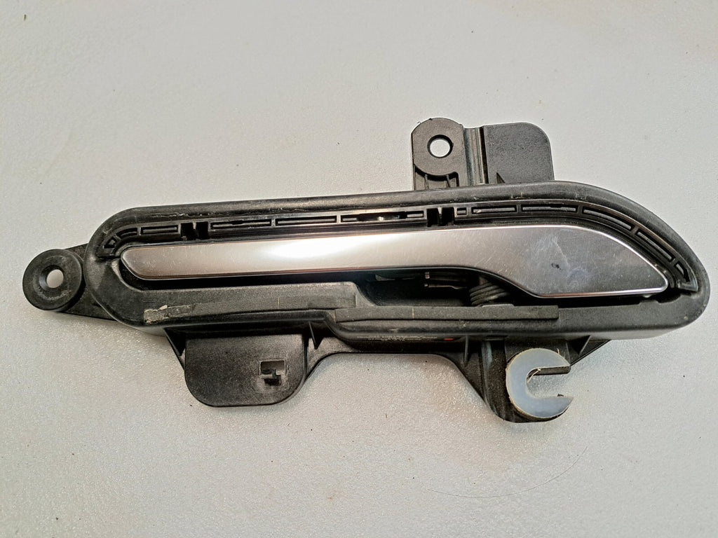 17 - 21 Tesla Model 3 M3 Front or Rear Passenger Exterior Door Handle Right -'
