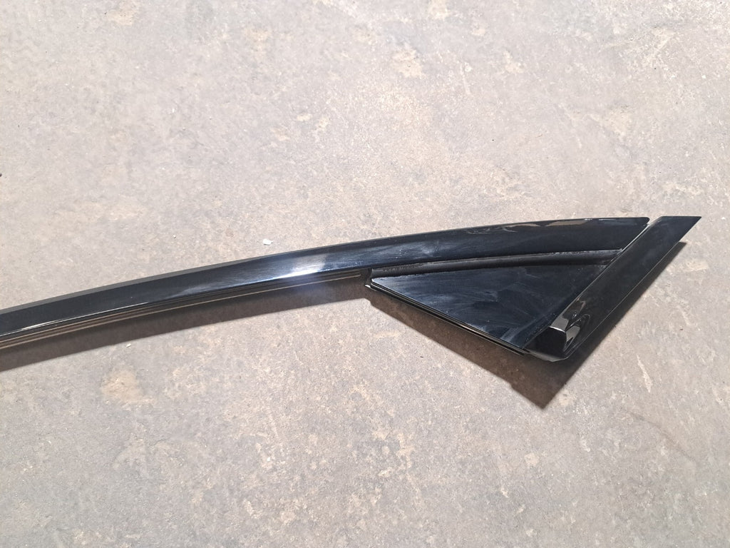 2016-2021 TESLA MODEL X FRONT RIGHT DOOR MOLDING 1128708-00-C OEM