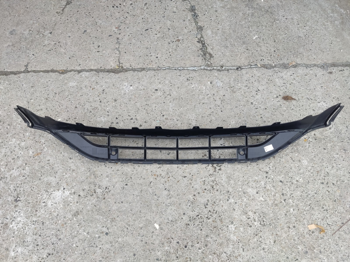 2021-2023 Mercedes-Benz GLA 250 AMG Front Bumper lower Center Grille OEM