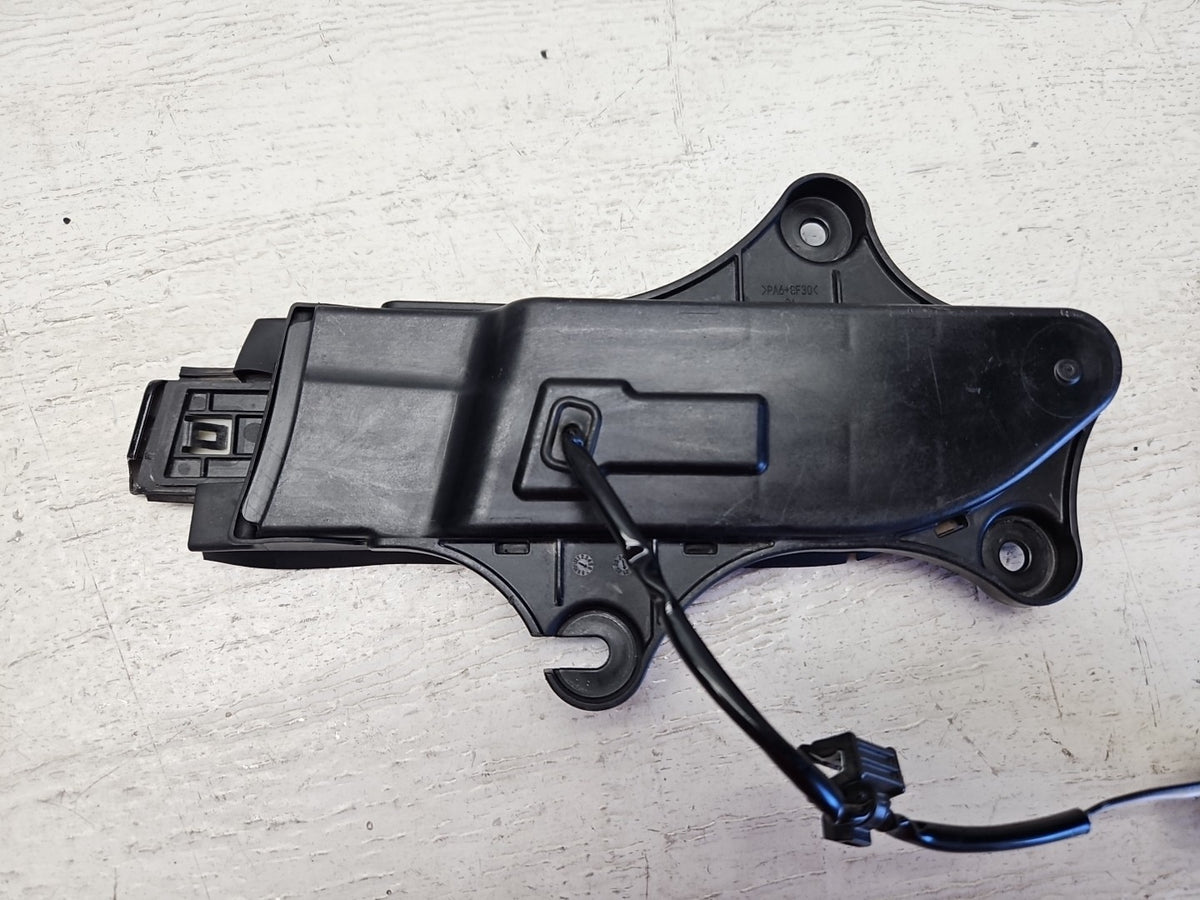 2016-2021 Tesla Model X Rear Right Exterior Outer Door Handle OEM 1045158-00-D