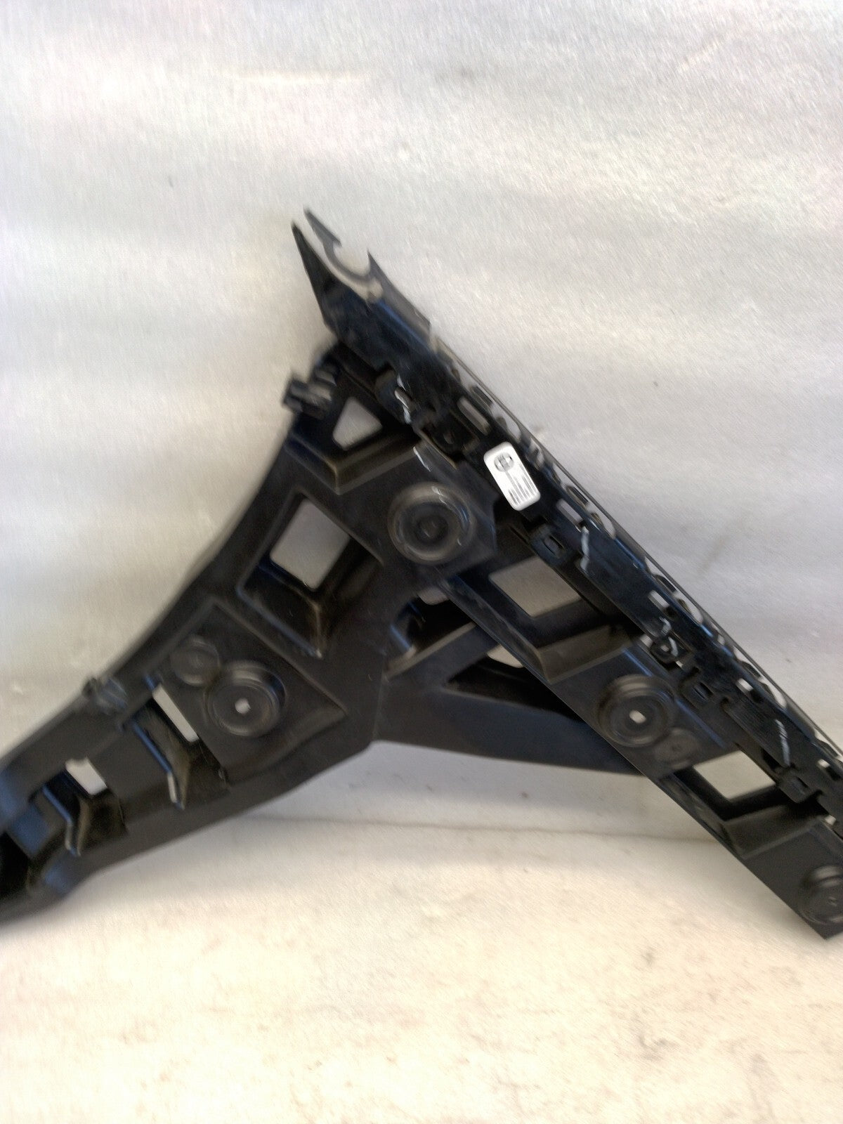 2019-2021 17A807394 VOLKSWAGEN JETTA REAR RIGHT BUMPER MOUNT BRACKET SUPPORT OEM