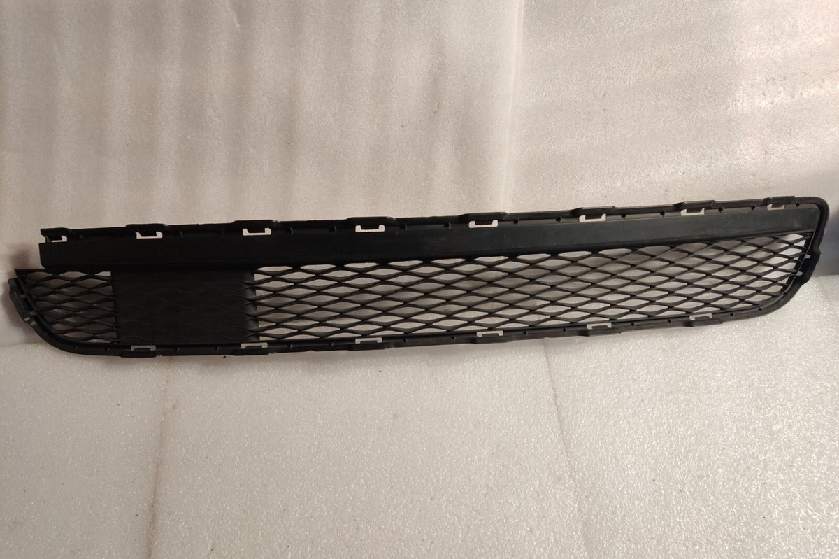 INFINITI QX60 LOWER GRILLE 62074-9NC0A OEM 2016 - 2019 ,"