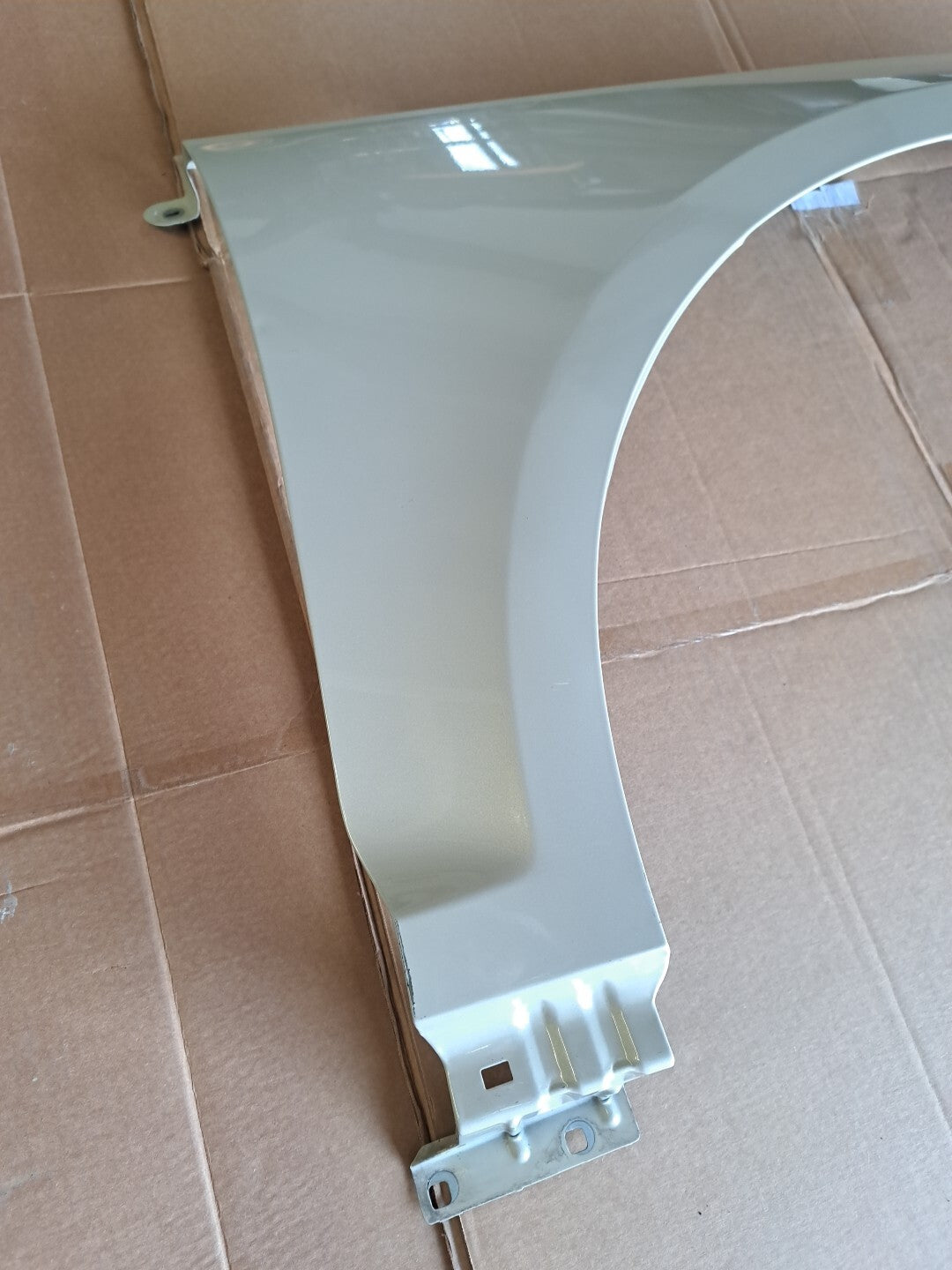 2013-2016 LINCOLN MKZ FRONT RIGHT PASSENGER SIDE FENDER PANEL PaintCode: BK