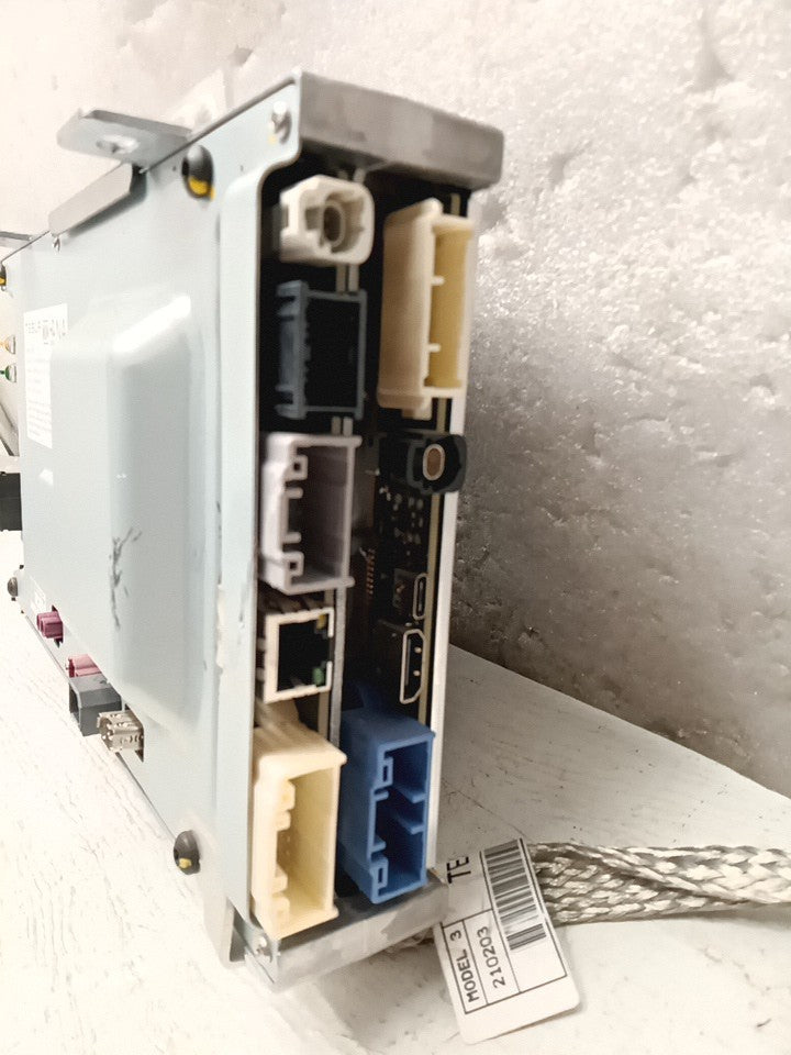 17-23 Model 3 Media Controller Computer Control Module Unit MCU 1566786-80-C OEM