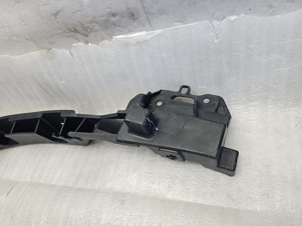 OEM 2022-24 Rivian R1T Driver Side LH Cartridge Fender Air Curtain PT00029642-J