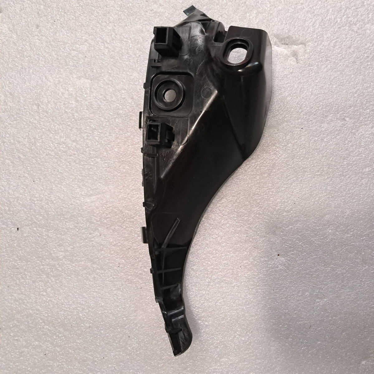 OEM NEW Tesla Model S Left Hand Driver Side Fascia Bracket 1588935-00-D -