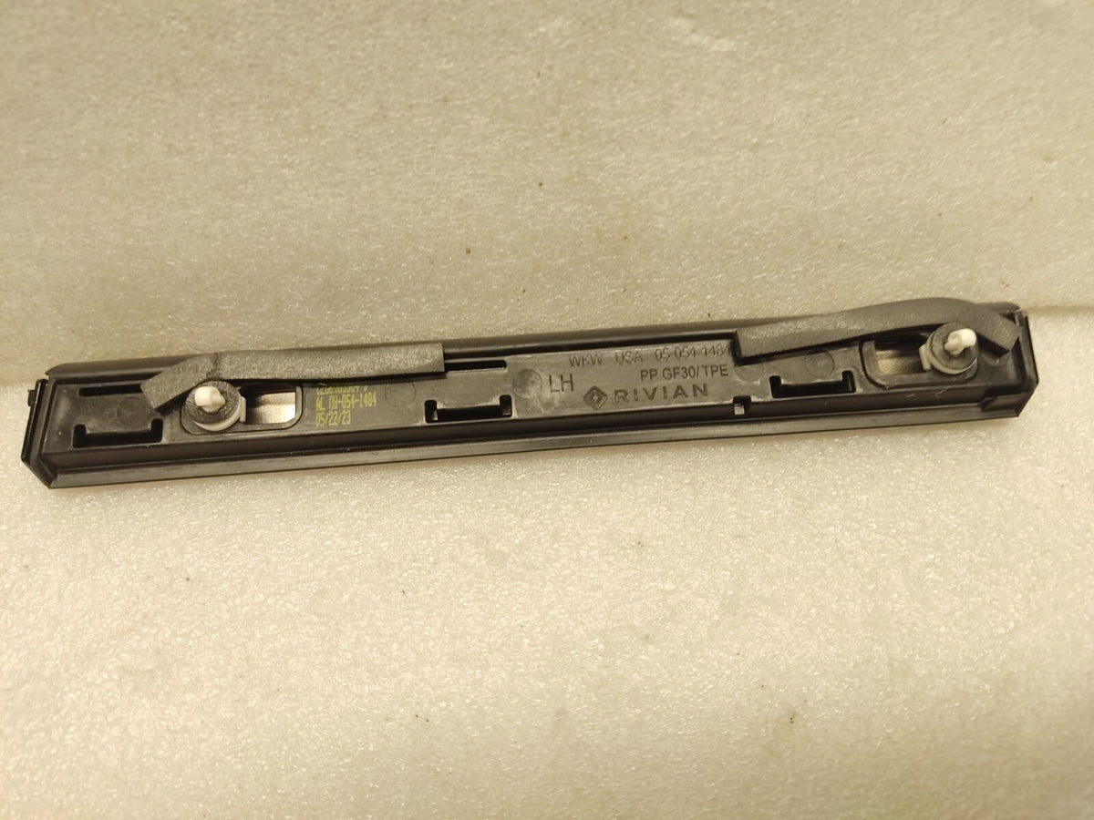 Rivian R1S Rear Upper Left LH Quarter Panel Molding OEM