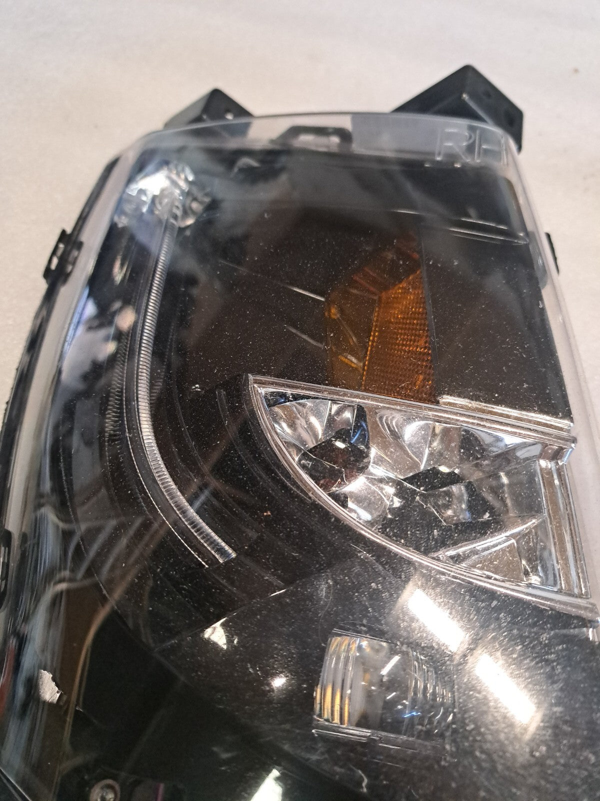 12-20 OEM Tesla Model S Right Passenger Side Fog Light Up Level .. RH 600591400F