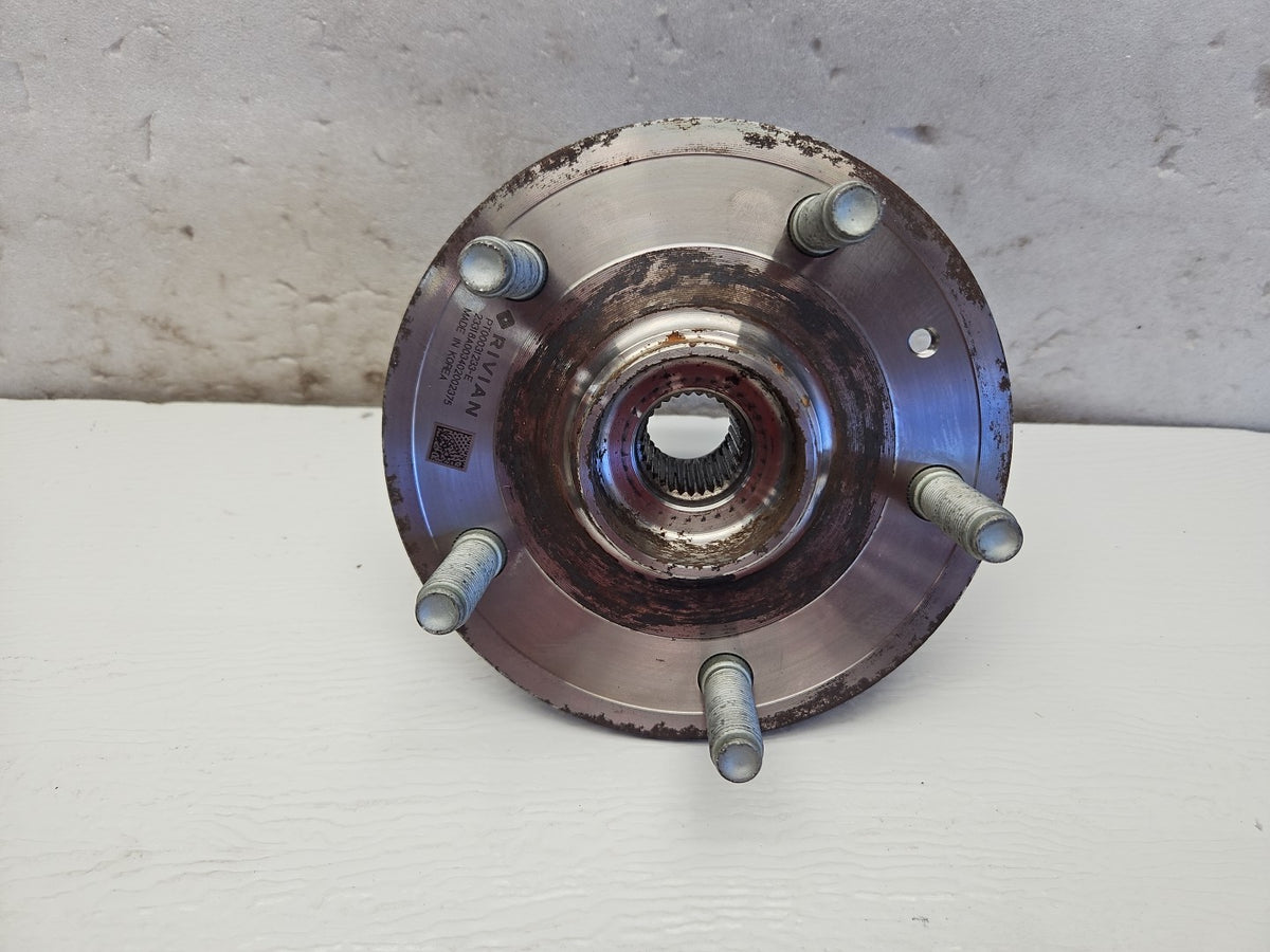 2020-2024 Rivian R1T R1S Left or Right Hub Wheel Bearing OEM PT00031233-E