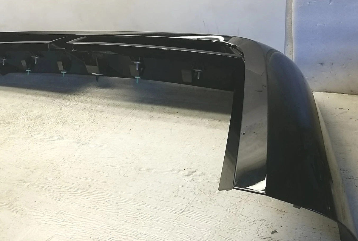 2027 Rivian R2 Upper Cover Rear Body Trim Spoiler Liftegate Assy PT01106490 OEM