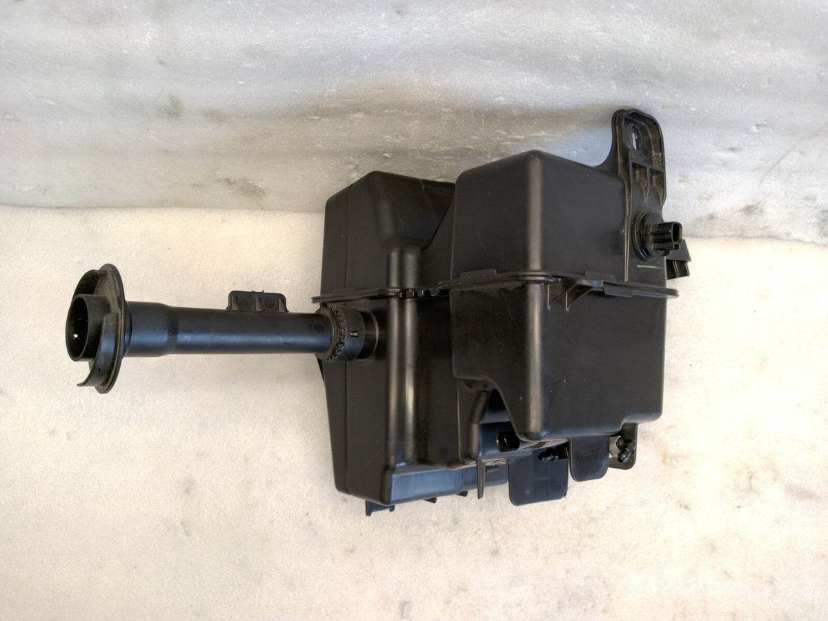2022-24 Rivian R1T Windshield Washer Fluid Reservoir Tank Assy PT00002057-M OEM