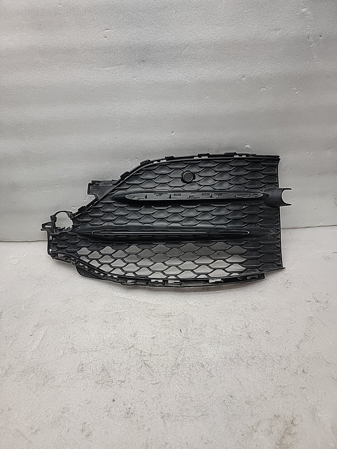 20-21 Mercedes Benz GLE350 Front Bumper RH Grille Cover A1678857503