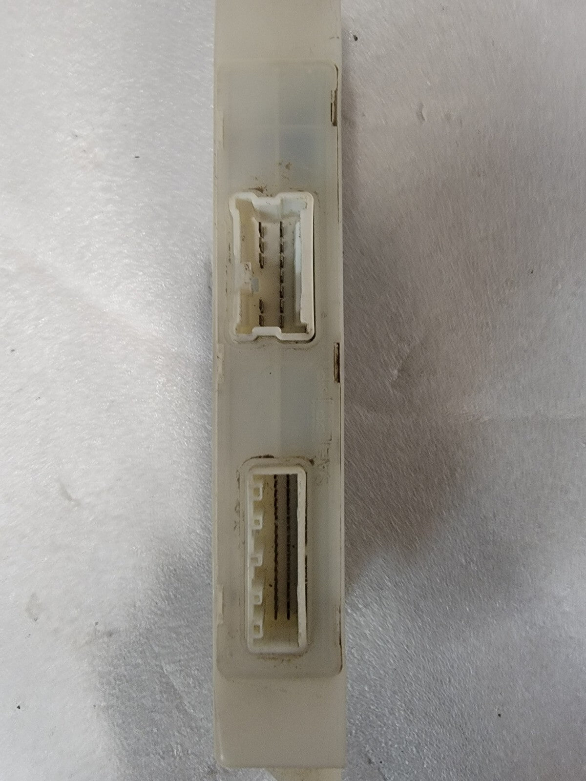 2015-2021 INFINITI QX80 OEM LEFT FRONT SIDE POWER SEAT CONTROL MODULE 285651ZR2C