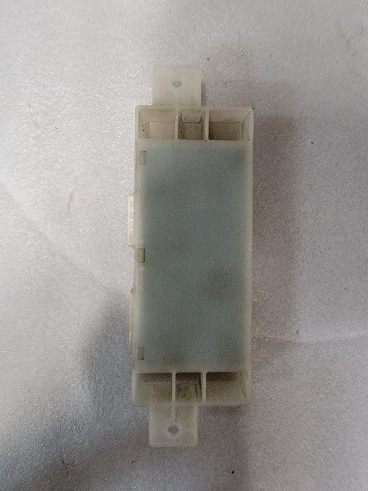 2015-2021 INFINITI QX80 OEM LEFT FRONT SIDE POWER SEAT CONTROL MODULE 285651ZR2C