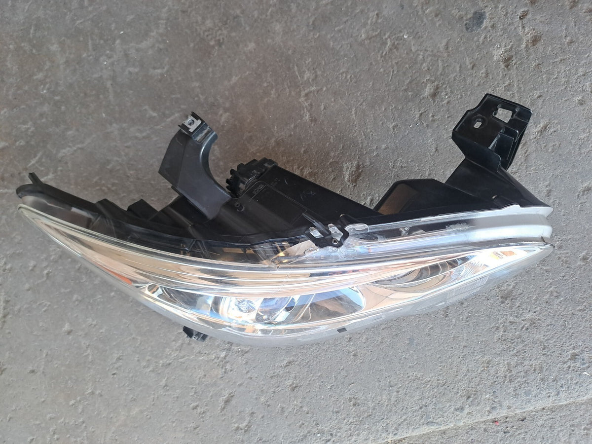2013-2015 Infiniti QX60 JX35 Right Passenger RH Xenon HID Headlight OEM