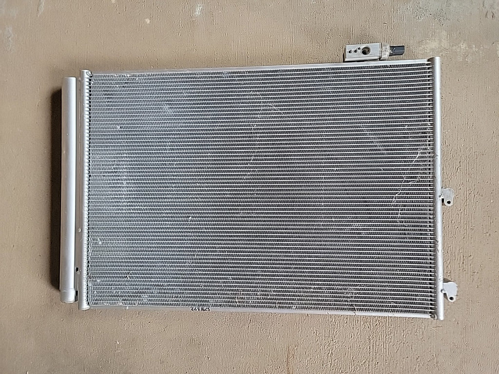 08 09 10 11 12 13 14 Mercedes C250 C300 C350 W204 A/C Condenser OEM C4