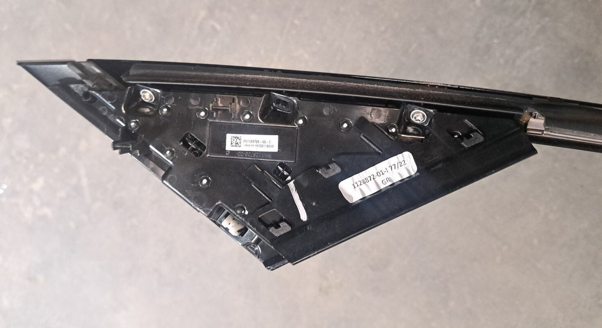 2016-2021 TESLA MODEL X FRONT RIGHT DOOR MOLDING 1128708-00-C OEM