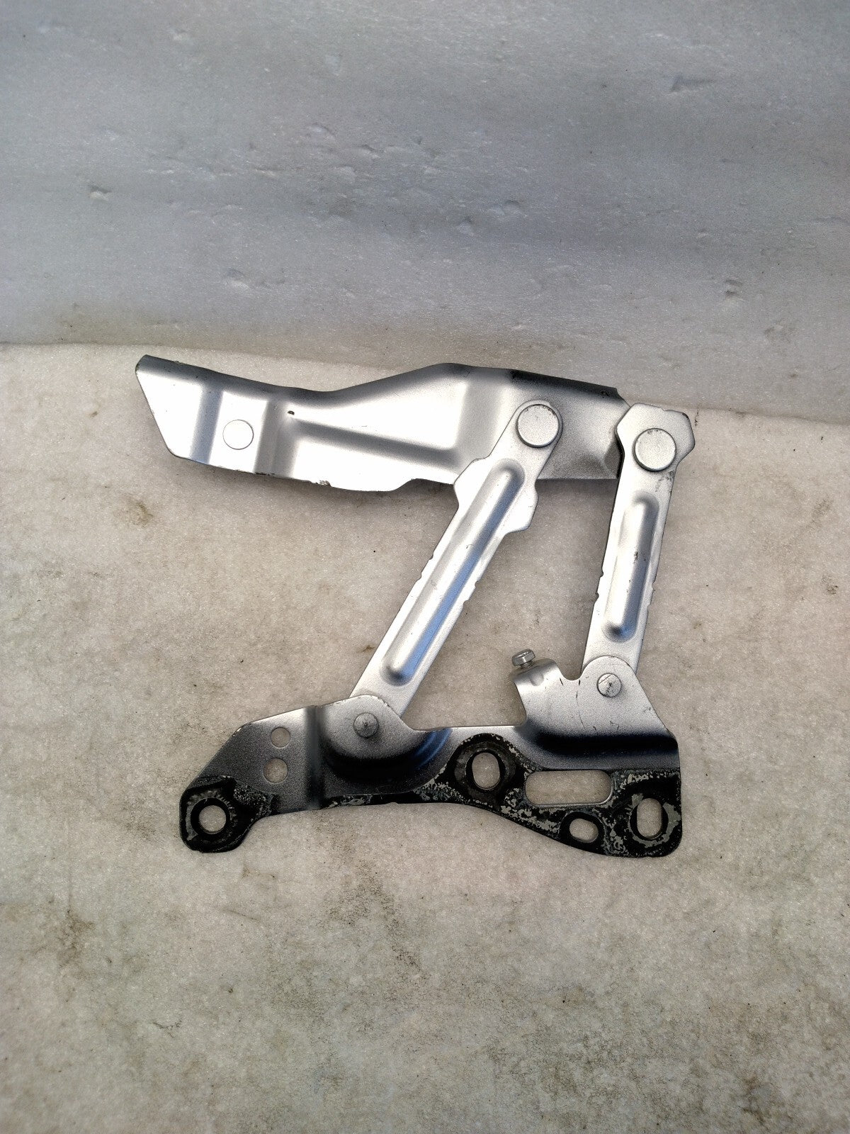 TESLA MODEL X HOOD HINGE LEFT DRIVER 2016-2020 1058041-00-H OEM