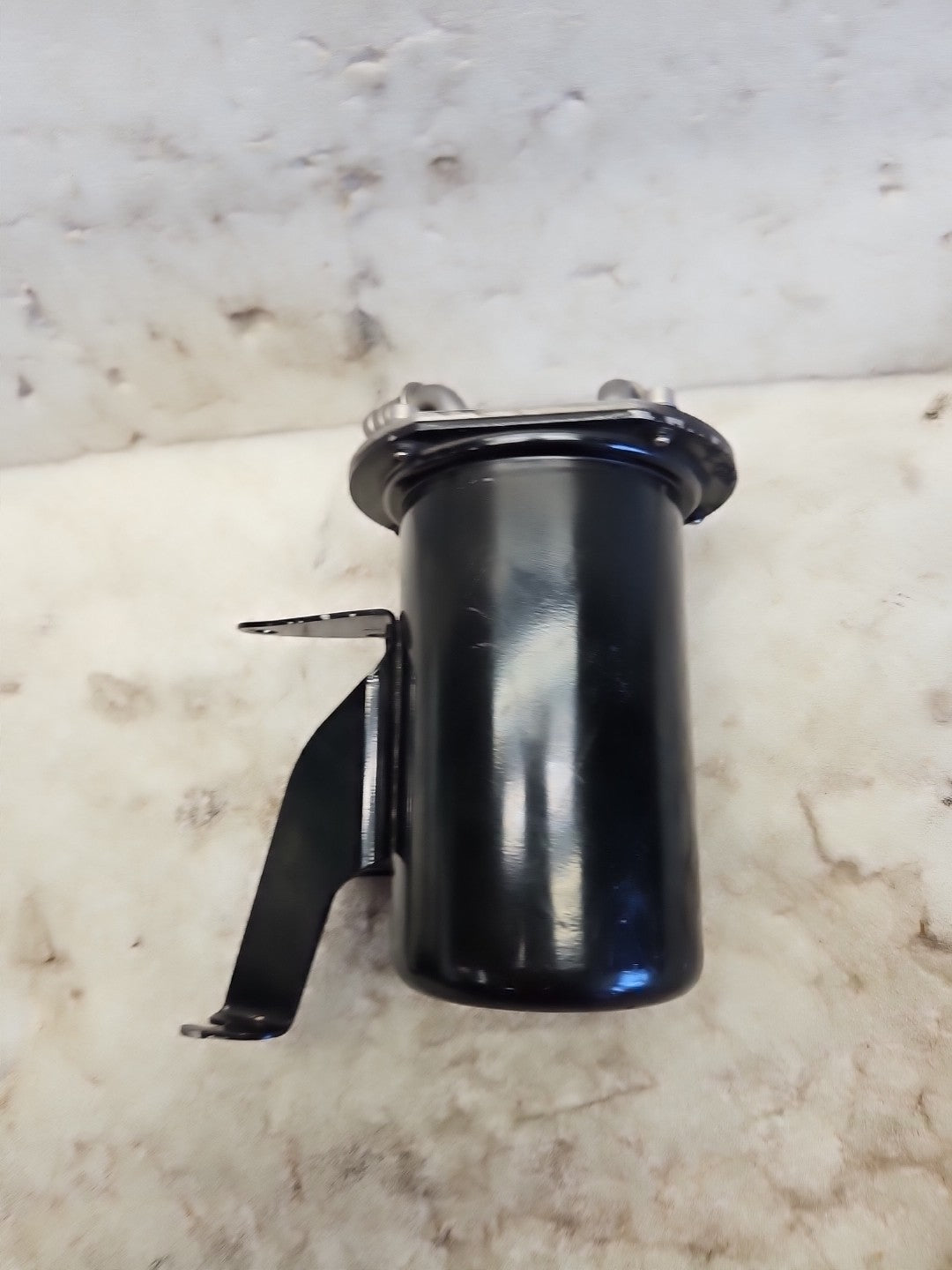 2012-2014 Volkswagen Passat 2.0L TDI Fuel Filter Housing OEM 561127399D