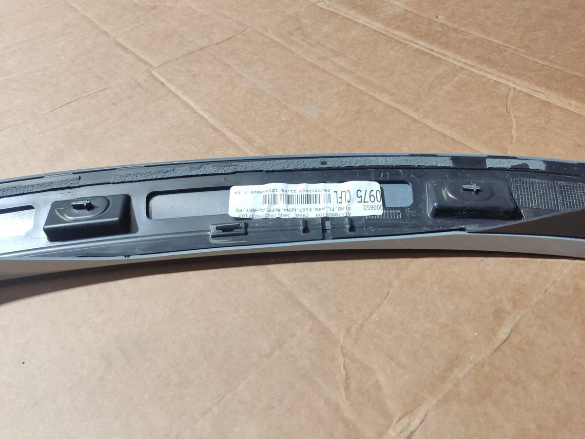 Mercedes-Benz GLS X167 Front Left Fender Flare Shield Protector Cover Trim