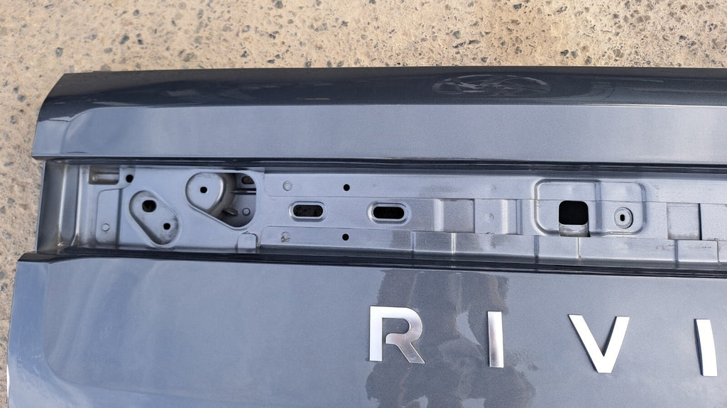 2021-2024 RIVIAN R1T REAR BACK DOOR TAILGATE TRUNK LID SHELL OEM Gray