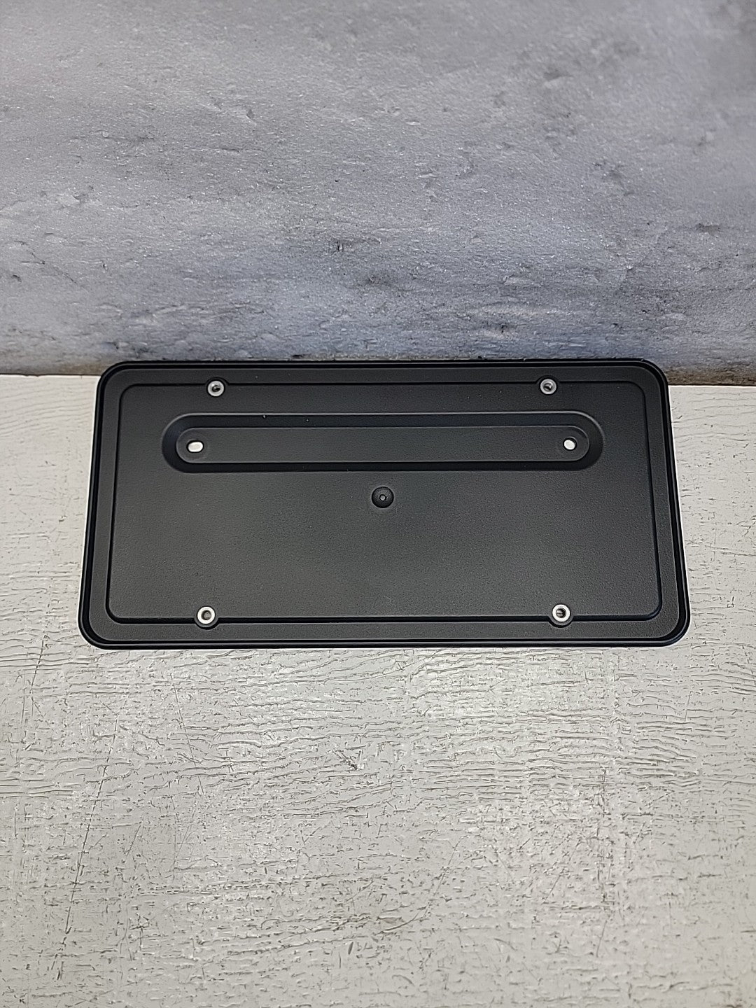 17-25 Model 3 Y Rear License Plate Bracket Frame Holder 1096844-00-B NEW OEM