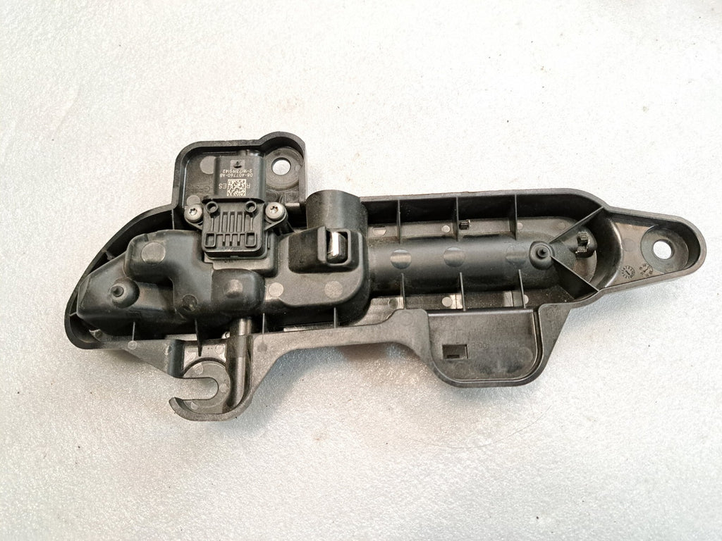 17 - 21 Tesla Model 3 M3 Front or Rear Passenger Exterior Door Handle Right -'
