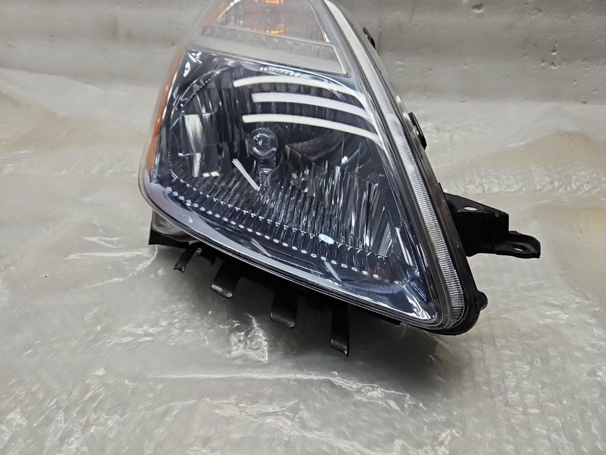 2006-2009 Toyota Prius Right Side OE Style HID Headlight Lamp Chrome OEM