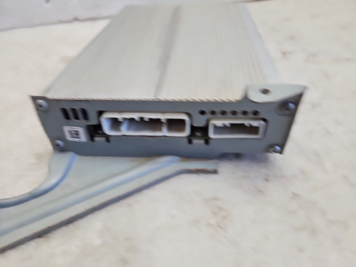2004 TOYOTA PRIUS 1.5T SPIRIT JBL AUDIO AMPLIFIER PLAYER OEM 86280-0W240