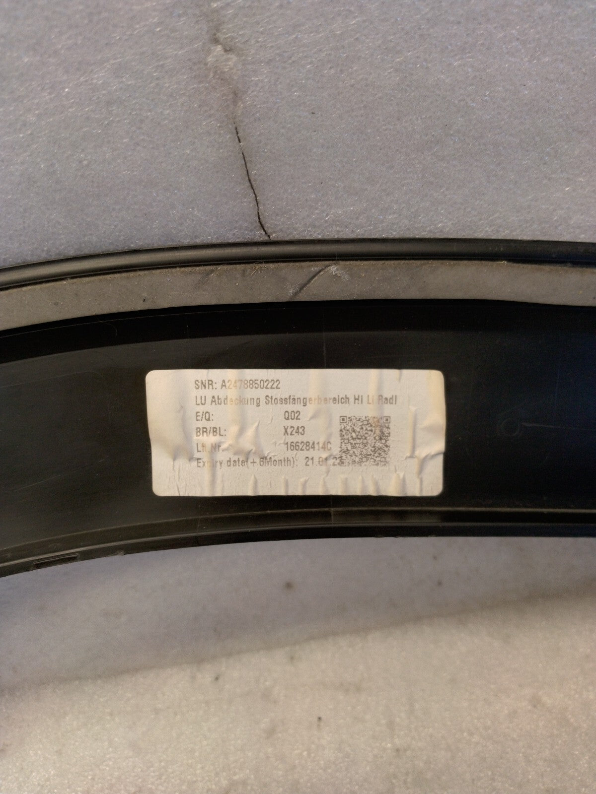Mercedes-Benz X243 Left QUARTER ARCH FLARE MOLDING OEM 2020-2023 A2478850222