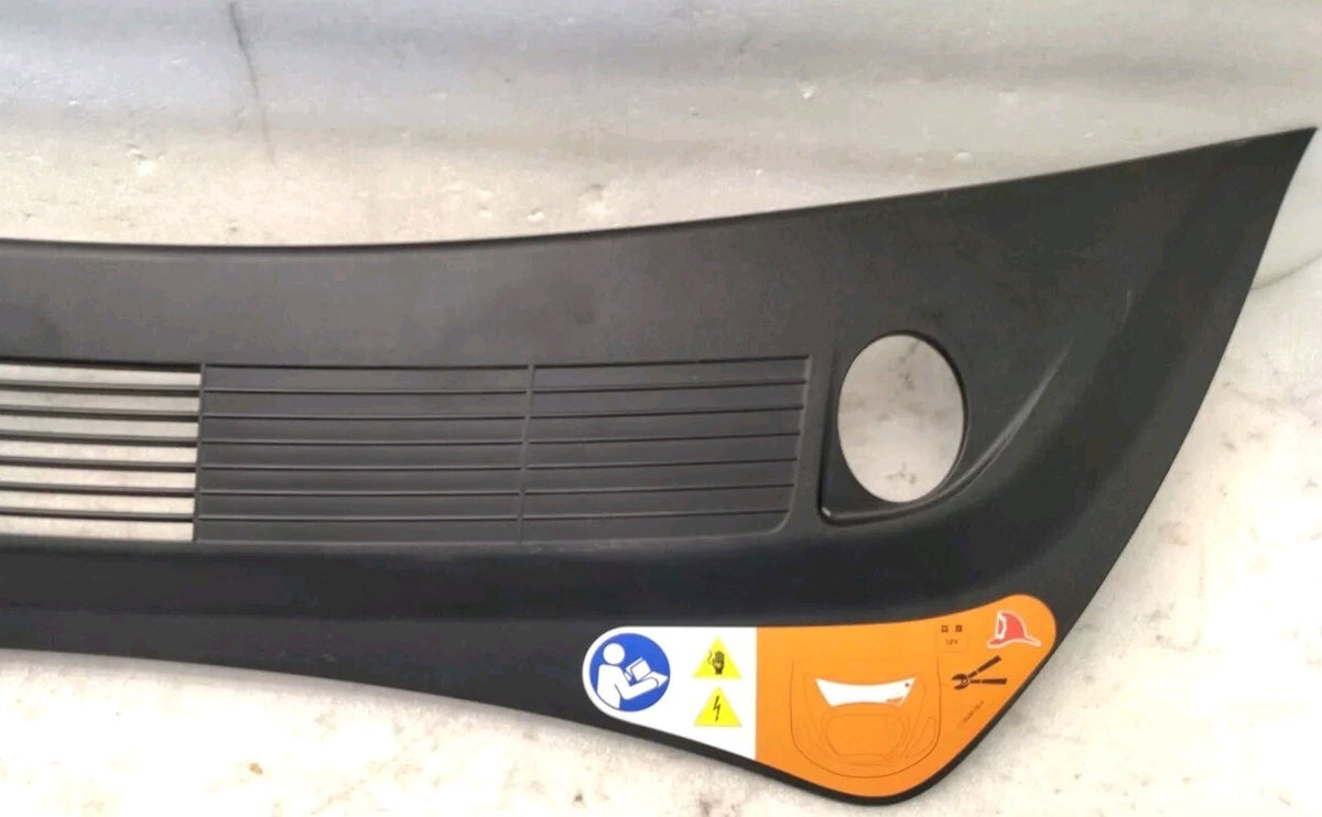 17-23 OEM Tesla Model 3 FRONT WINDSHIELD COWL APRON UNDERHOOD TRIM COVER PANEL