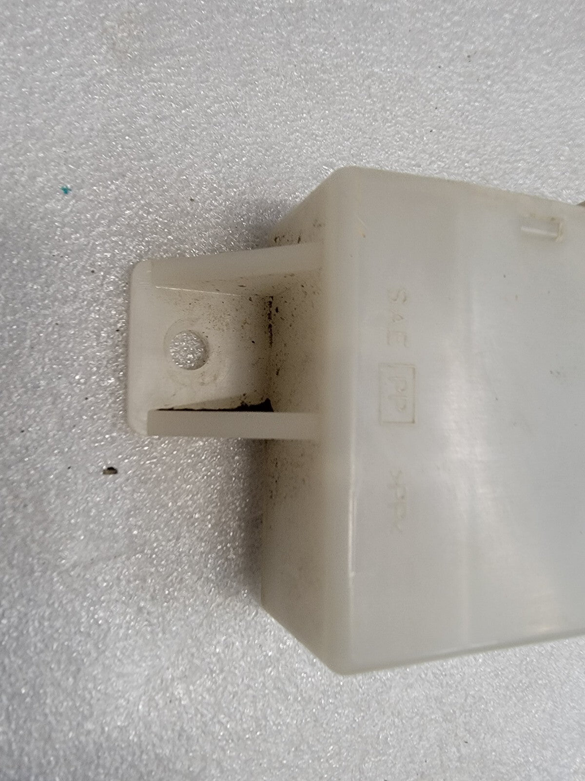 2015-2021 INFINITI QX80 OEM LEFT FRONT SIDE POWER SEAT CONTROL MODULE 285651ZR2C