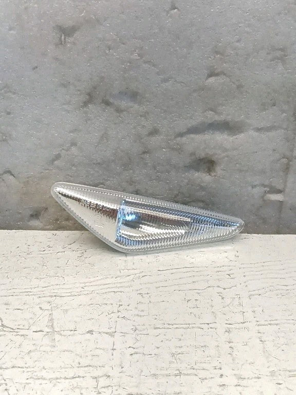 2007-2014 BMW X3 X5 X6 LH Fender Marker Light 7267977 OEM