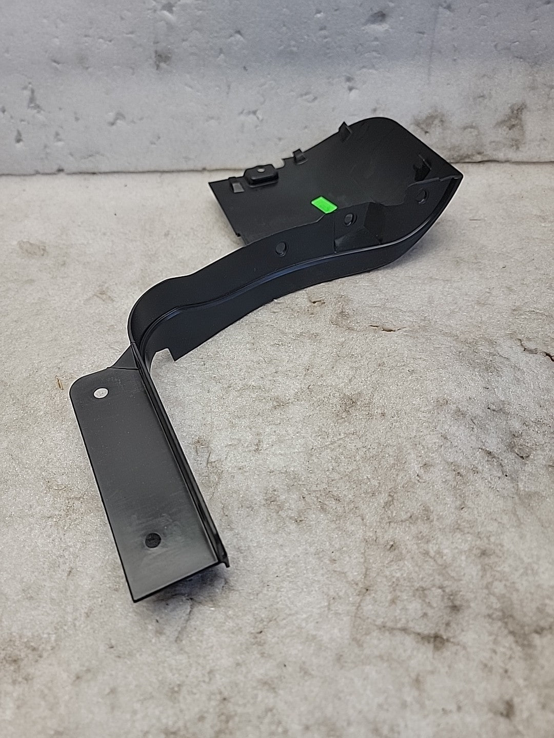 2016-2020 Tesla Model S MS Passenger Side Rocker Molding End Cover Right RH OEM