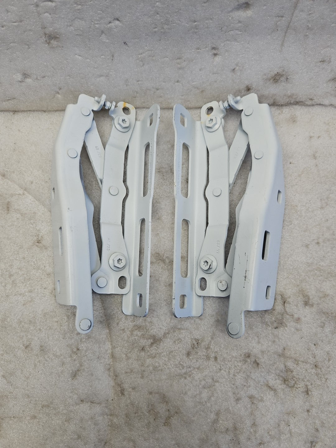 NEW 2020-2024 MERCEDES G CLASS Hood Hinge Front Left & Right A1678803500 OEM