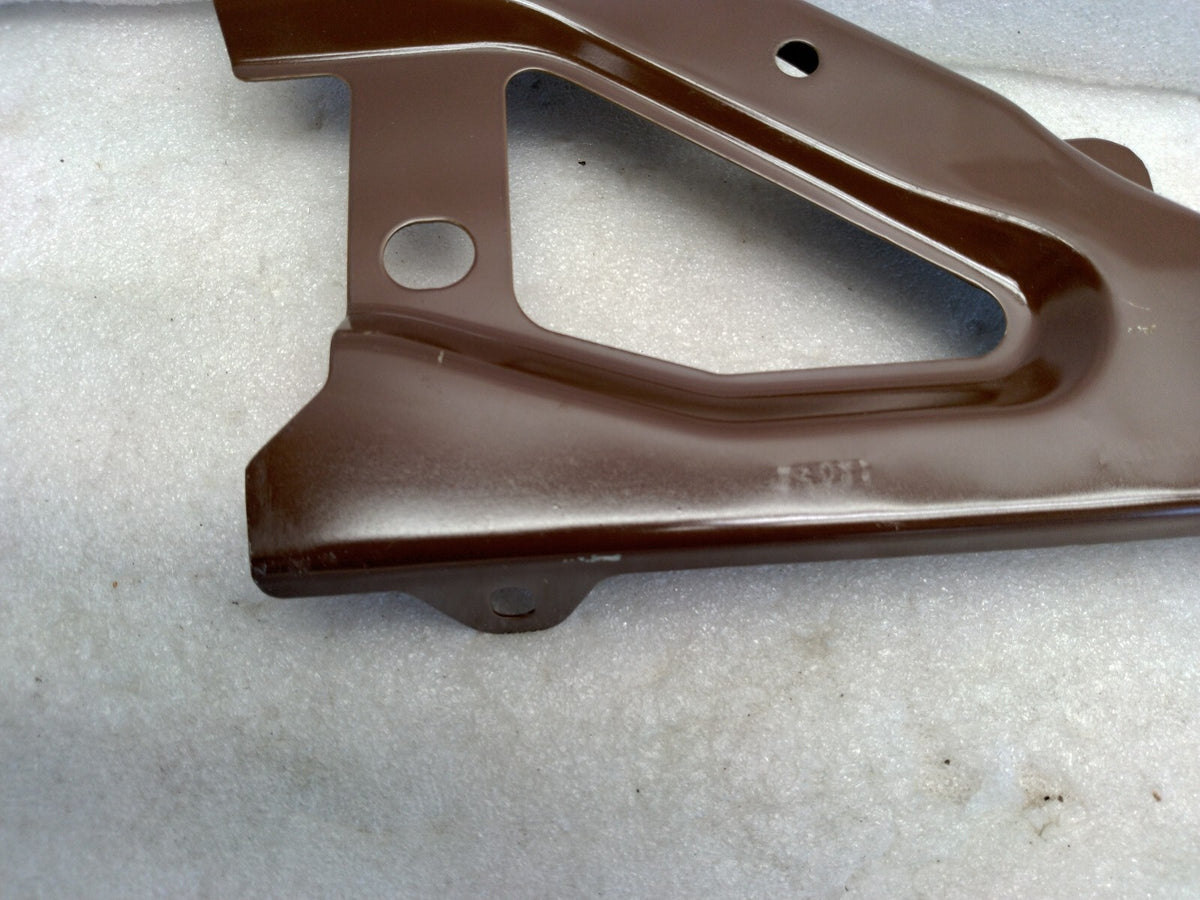 Tesla Model Y Front Left Lower Fender Bracket 2020-2023 OEM 1487577-00-A