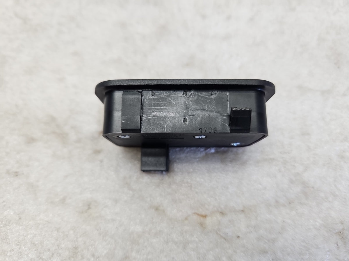 2006-2015 Mercedes Benz GL Trunk Lid Tailgate Control Switch 2128210551 OEM